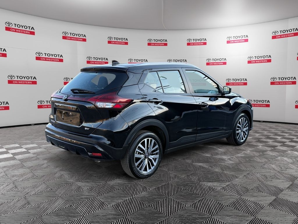 Used 2024 Nissan Kicks SV SUV