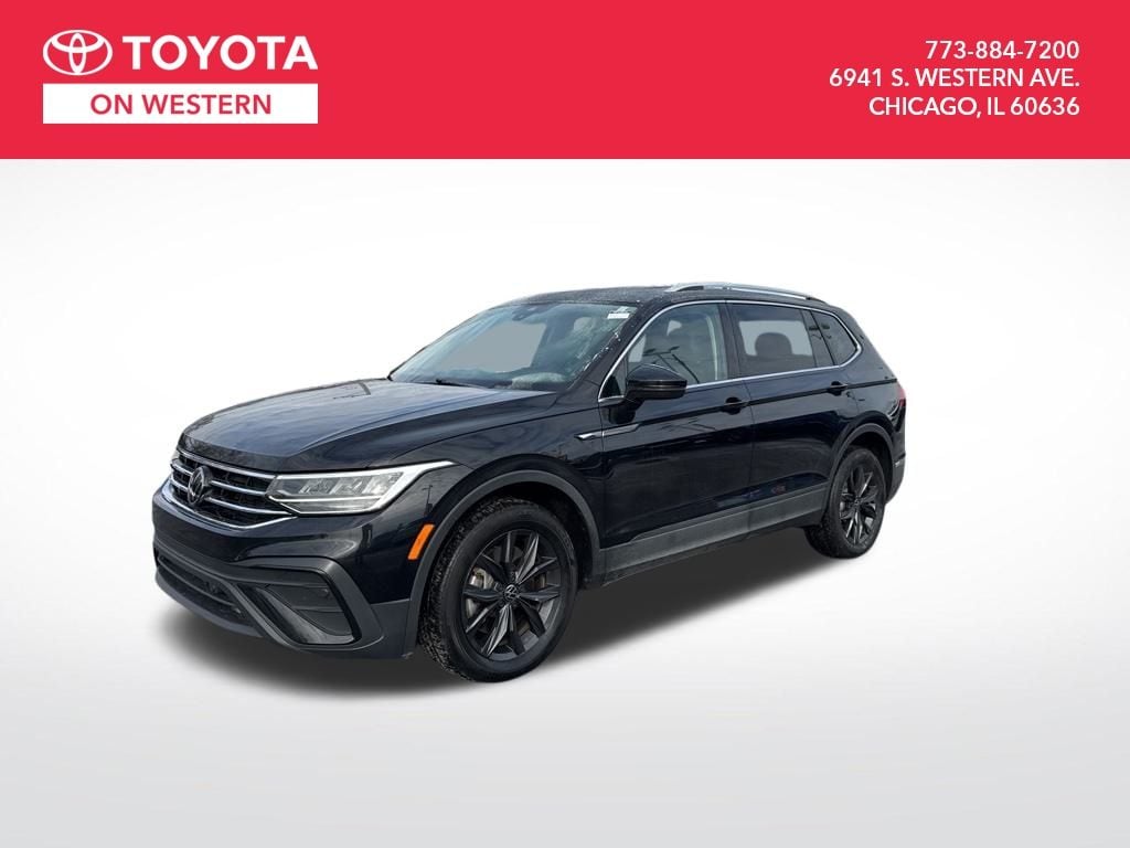 2024 Volkswagen Tiguan SE's photo