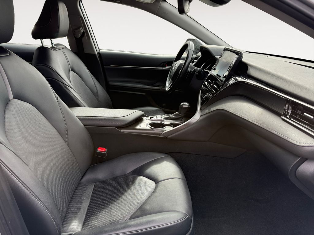 2024 Toyota Camry XSE - Photo 15