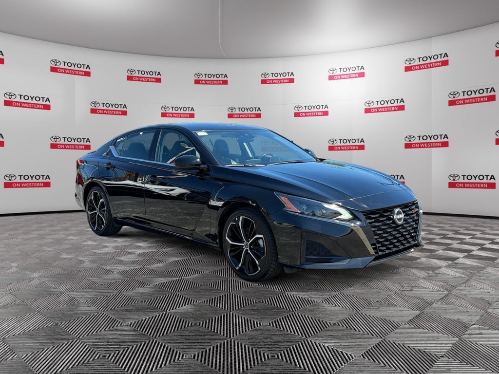 Used 2024 Nissan Altima 2.5 SR Sedan