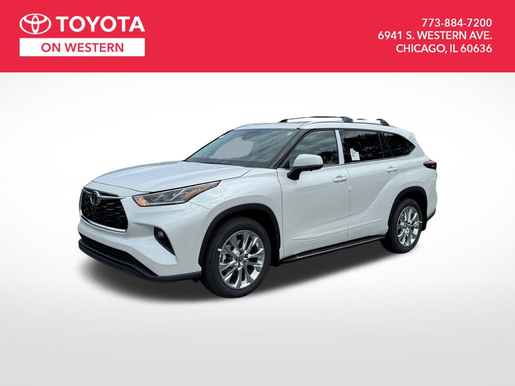 2025 Toyota Highlander Limited's photo