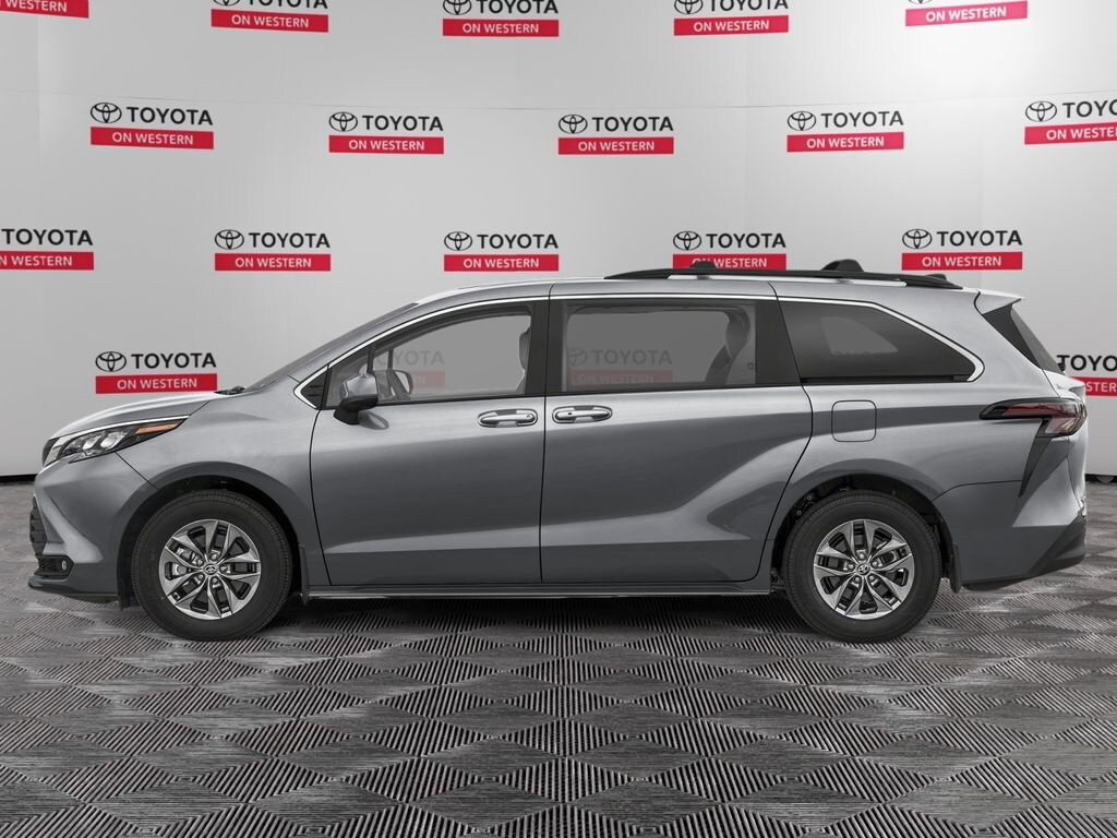New 2026 Toyota Sienna XLE 7 PASSENGER