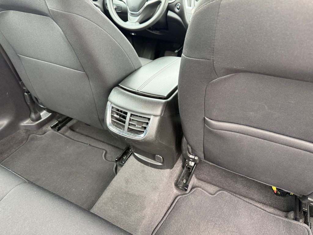 2024 Chevrolet Malibu 1LT - Photo 21