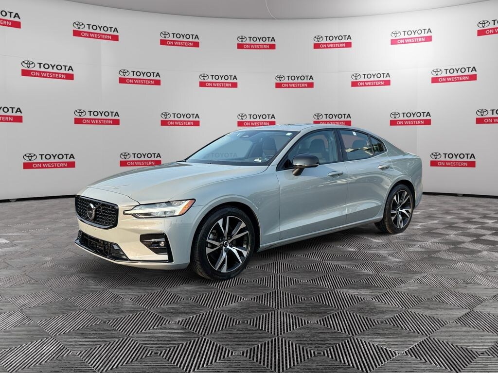 Used 2024 Volvo S60 B5 Core Dark Theme Sedan