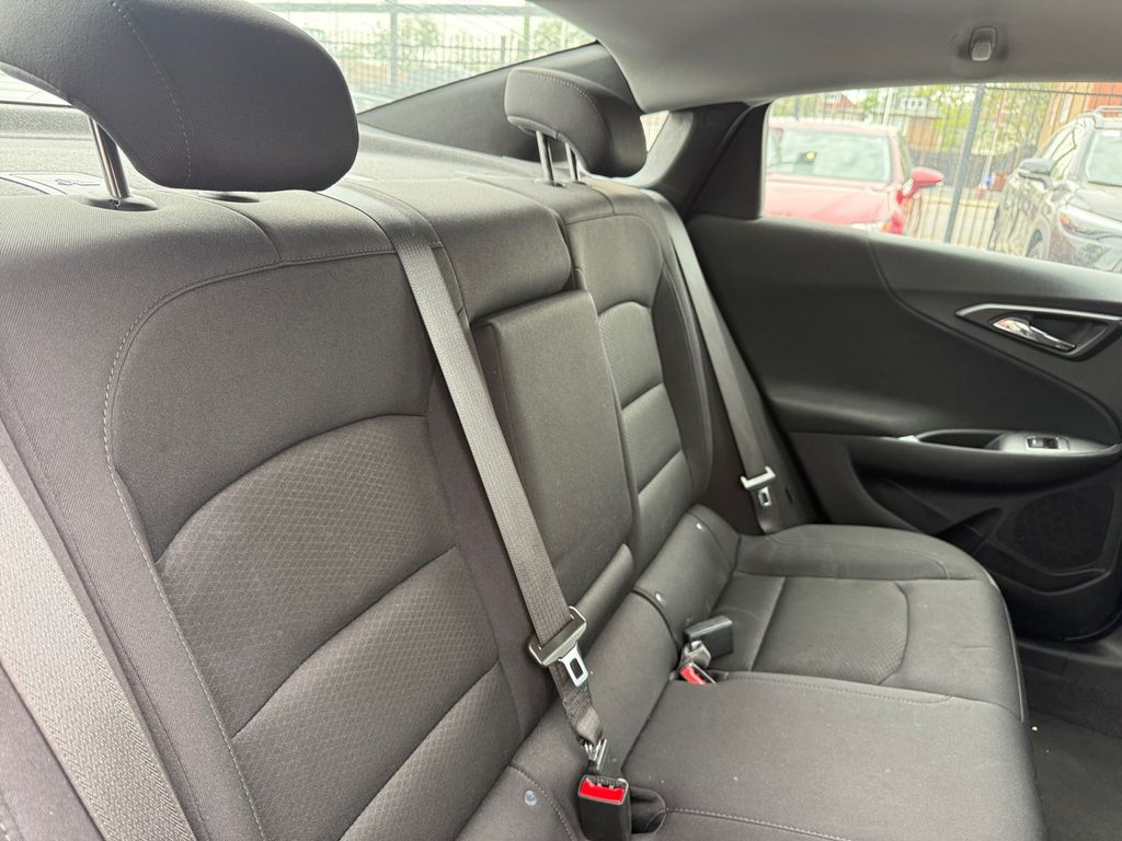 2024 Chevrolet Malibu 1LT - Photo 21