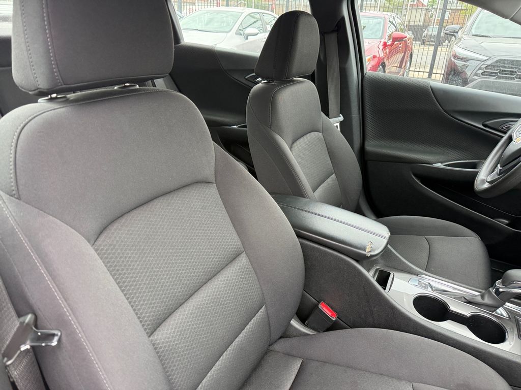 2024 Chevrolet Malibu 1LT - Photo 18