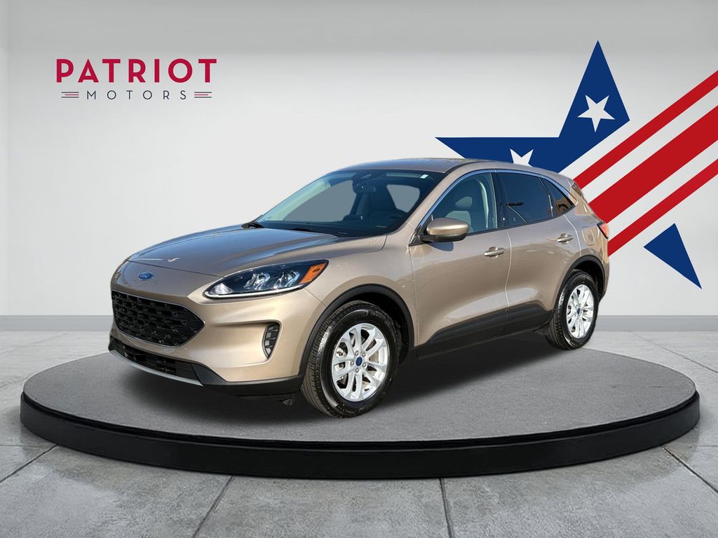 2020 Ford Escape SE