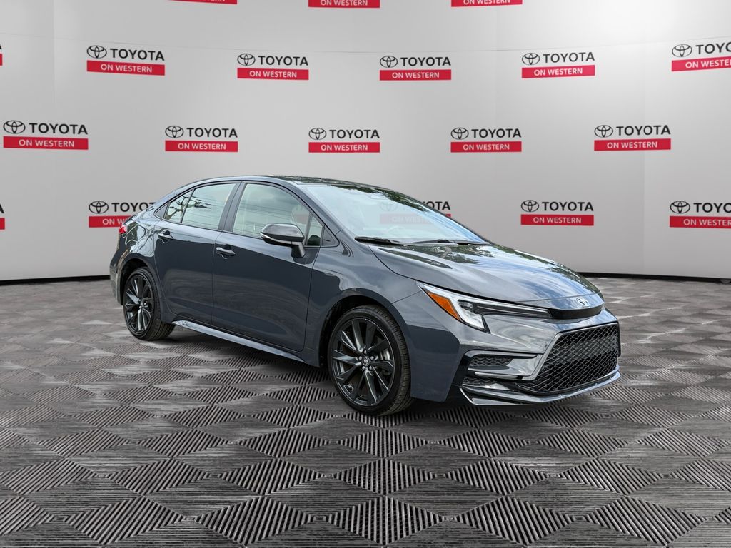 2025 Toyota Corolla SE Hybrid CVT's photo
