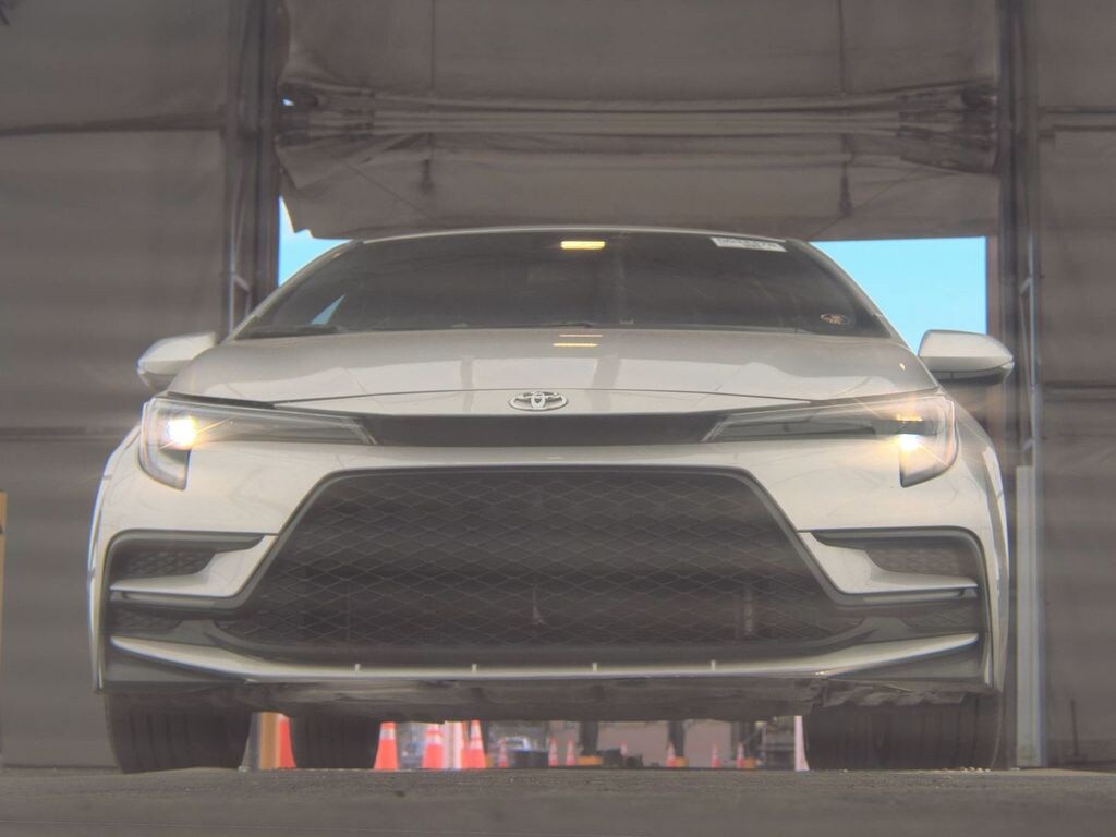 Used 2025 Toyota Corolla SE Sedan