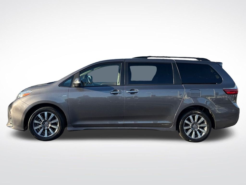 Certified 2020 Toyota Sienna XLE Minivan/Van