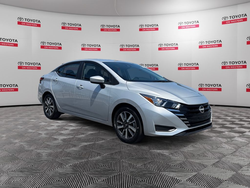 2024 Nissan Versa 1.6 SV CVT's photo