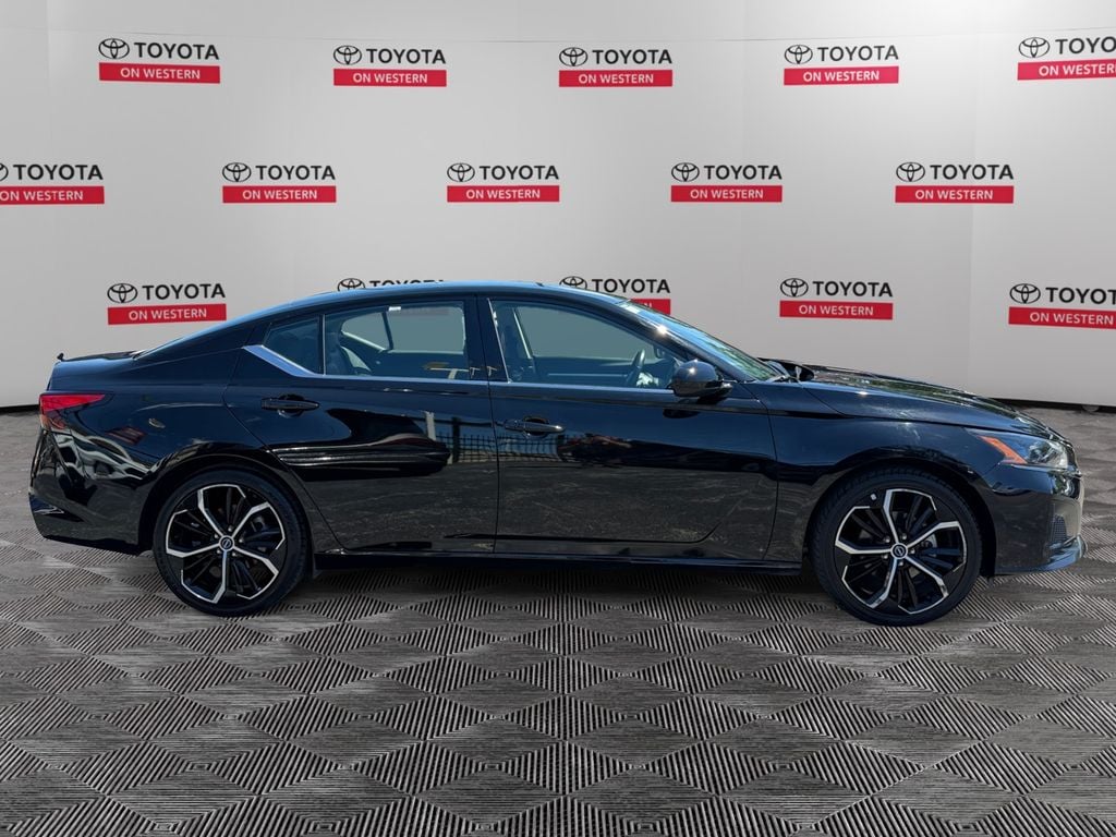 Used 2024 Nissan Altima 2.5 SR Sedan