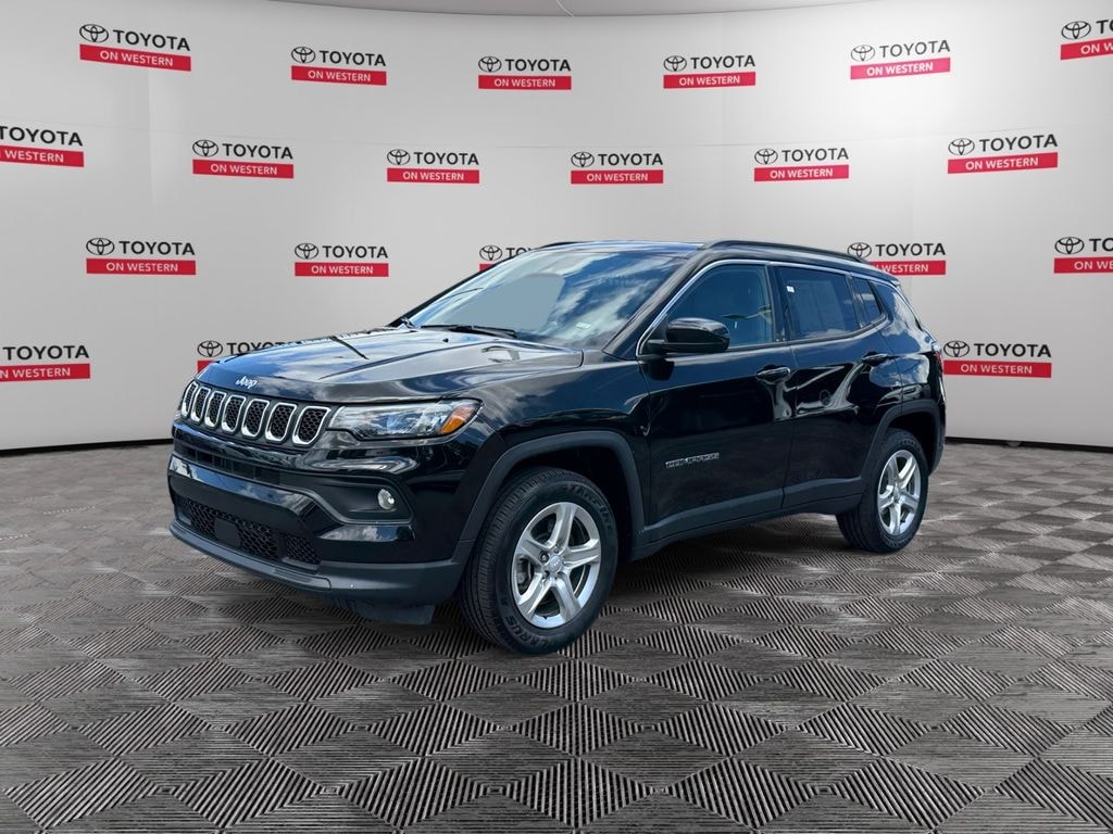 Used 2024 Jeep Compass Latitude SUV