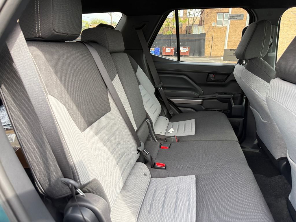 2026 Toyota 4Runner TRD Off-Road - Photo 22
