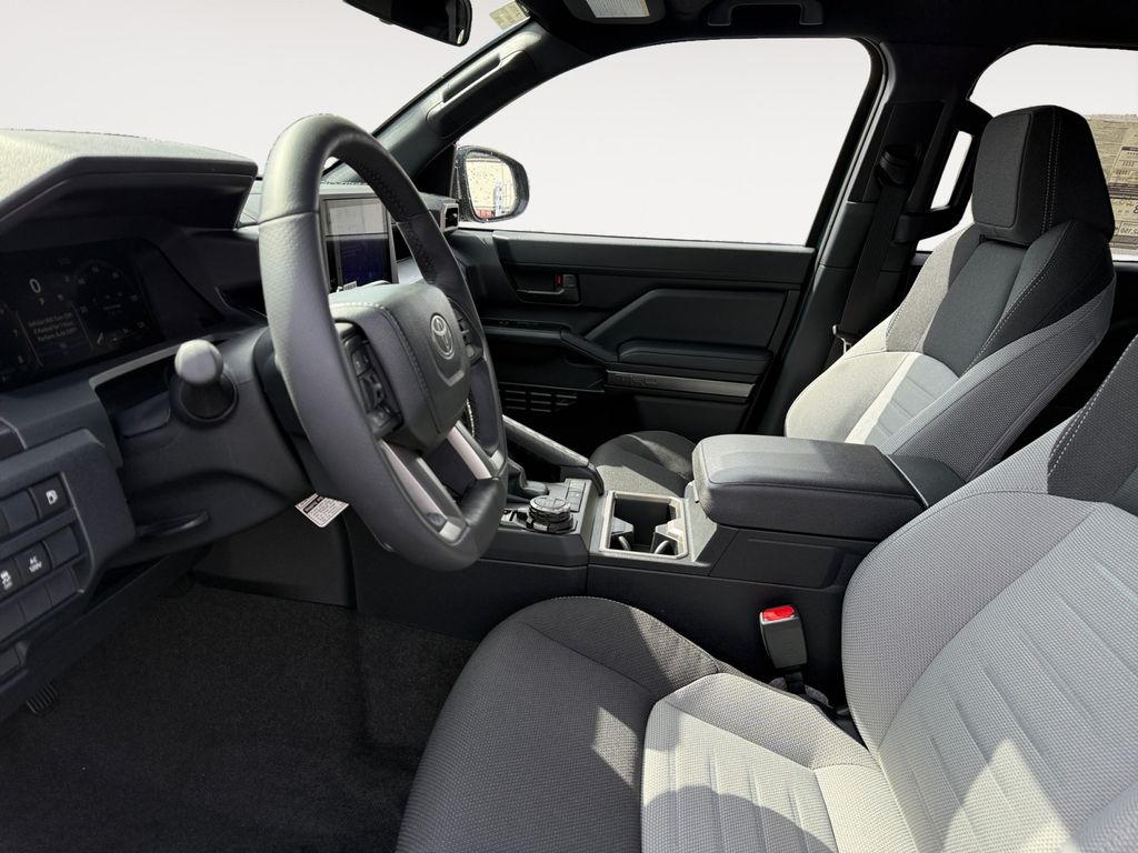 2026 Toyota 4Runner TRD Off-Road - Photo 9