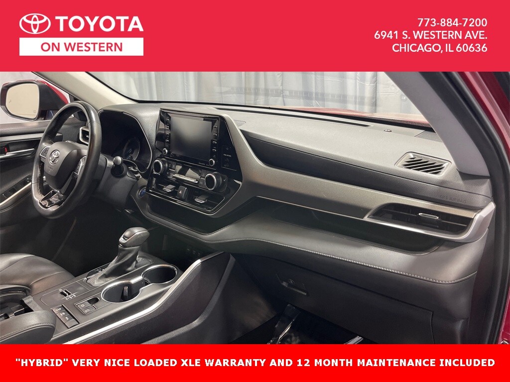 Used 2021 Toyota Highlander XLE with VIN 5TDHBRCH7MS533596 for sale in Chicago, IL