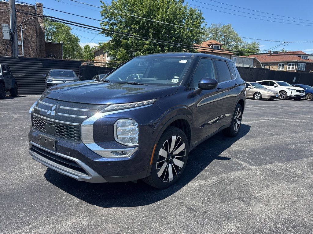 2025 Mitsubishi Outlander SE S-AWC's photo