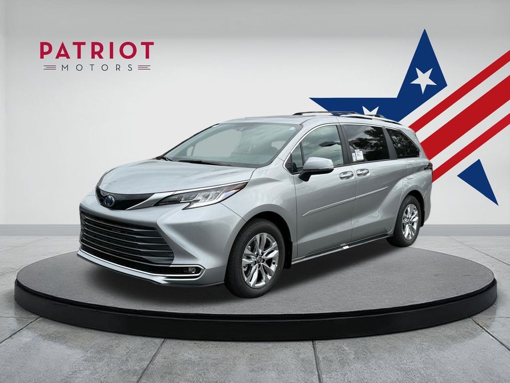 New 2025 Toyota Sienna Limited 7 PASSENGER