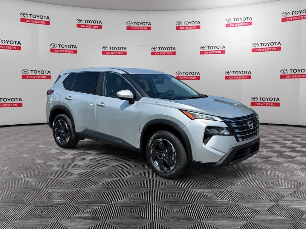 Used 2024 Nissan Rogue SV SUV
