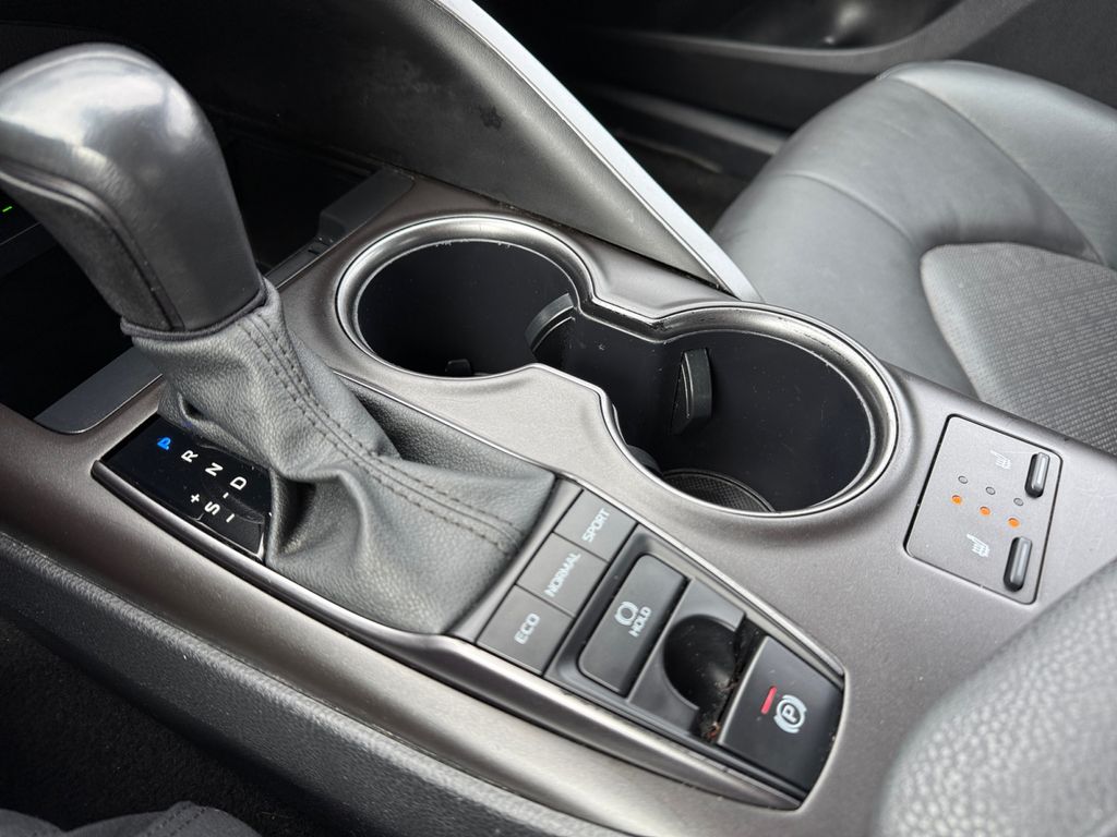 2024 Toyota Camry XSE - Photo 35
