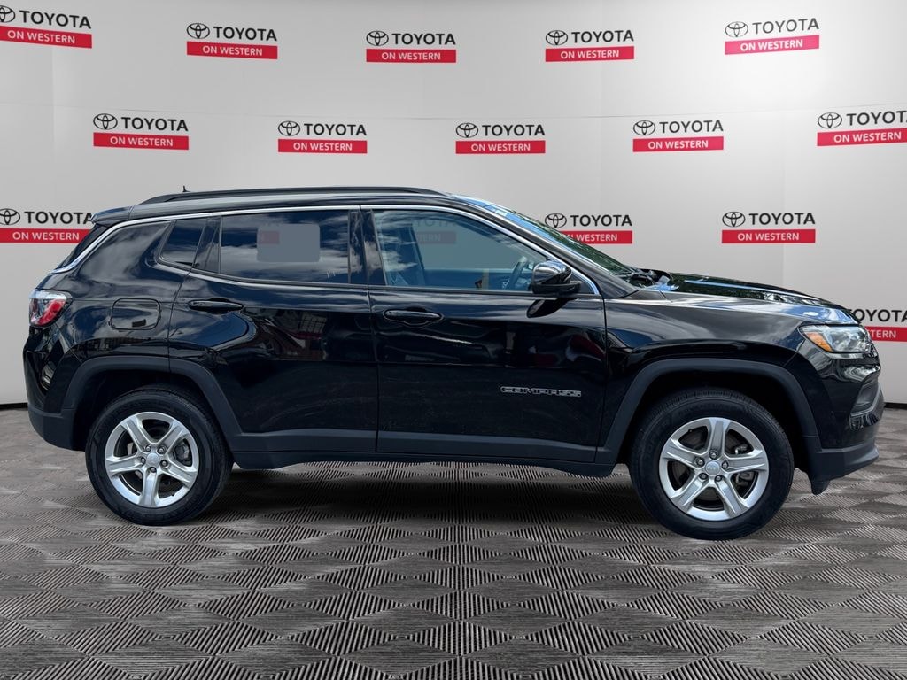 Used 2024 Jeep Compass Latitude SUV
