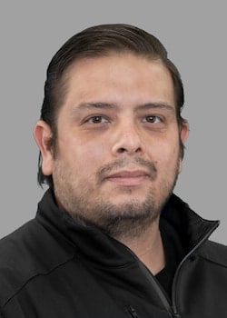 Staff member Andres Alcaraz from ID_34f5a0bf52e1
