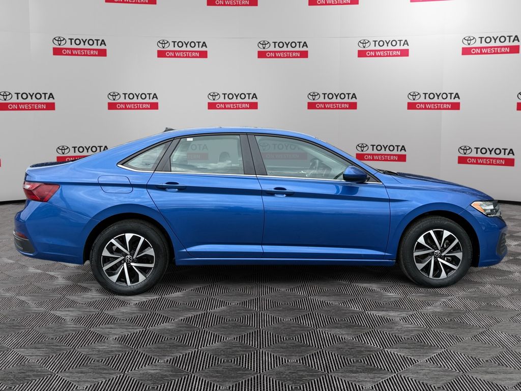 3VW5M7BU7RM029151