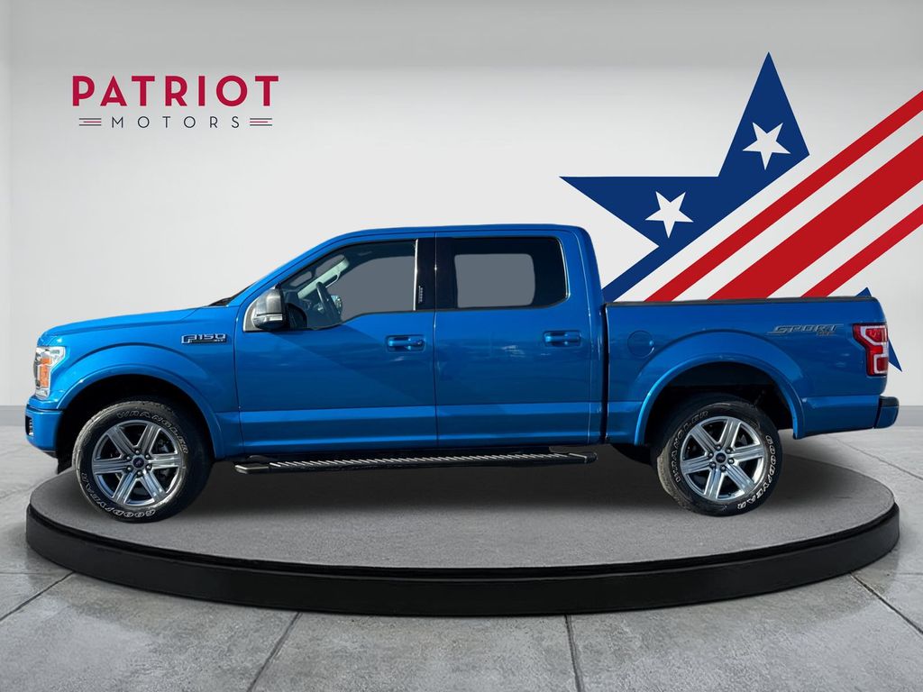 2019 Ford F-150 XLT photo 2