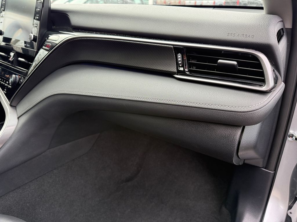 2024 Toyota Camry XSE - Photo 16