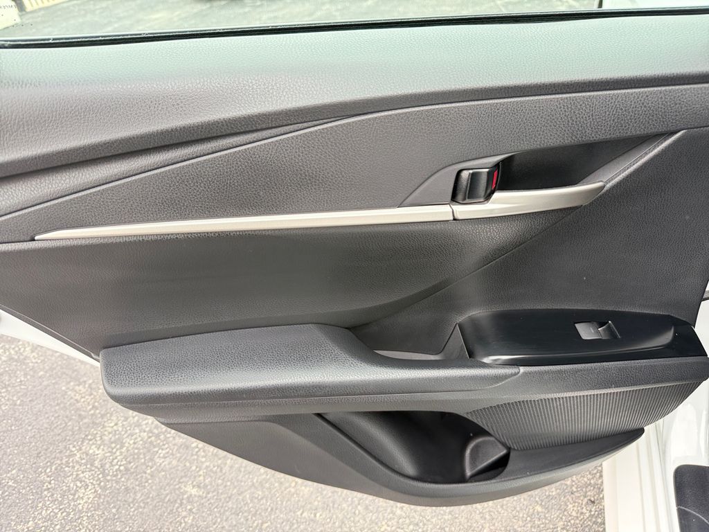 2025 Toyota Camry LE - Photo 24