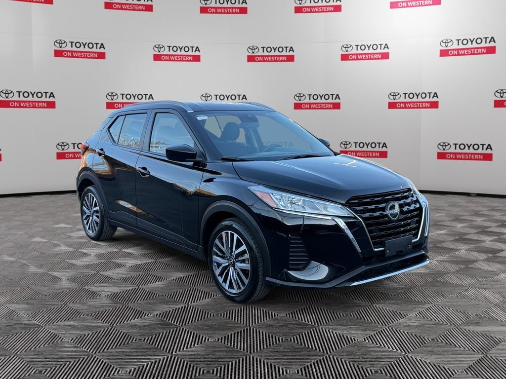 Used 2024 Nissan Kicks SV SUV