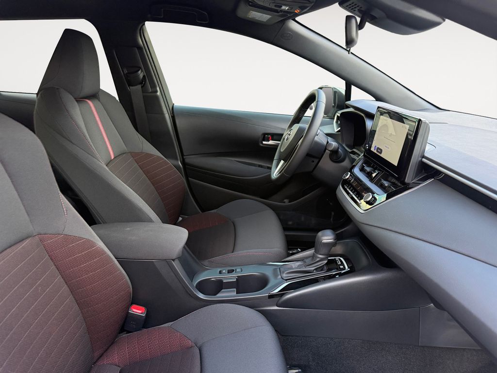 2026 Toyota Corolla SE - Photo 15