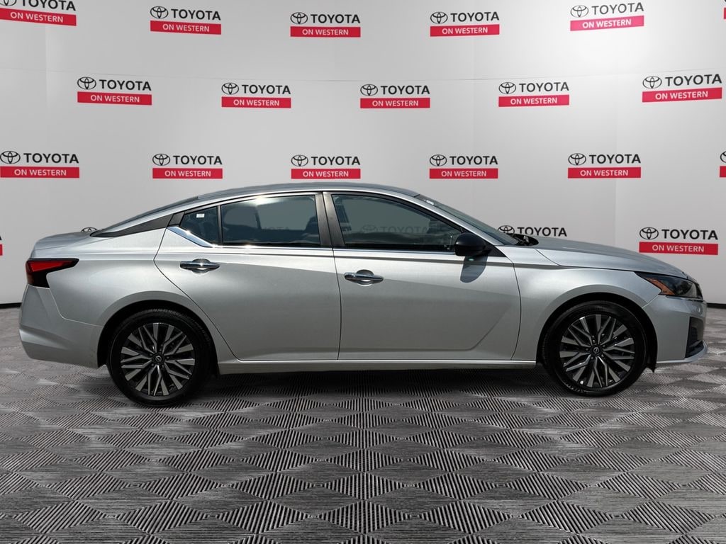 Used 2025 Nissan Altima 2.5 SV Sedan