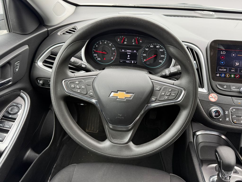 2024 Chevrolet Malibu 1LT - Photo 12