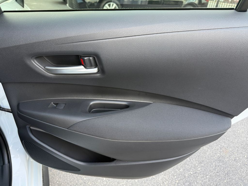 2026 Toyota Corolla SE - Photo 20