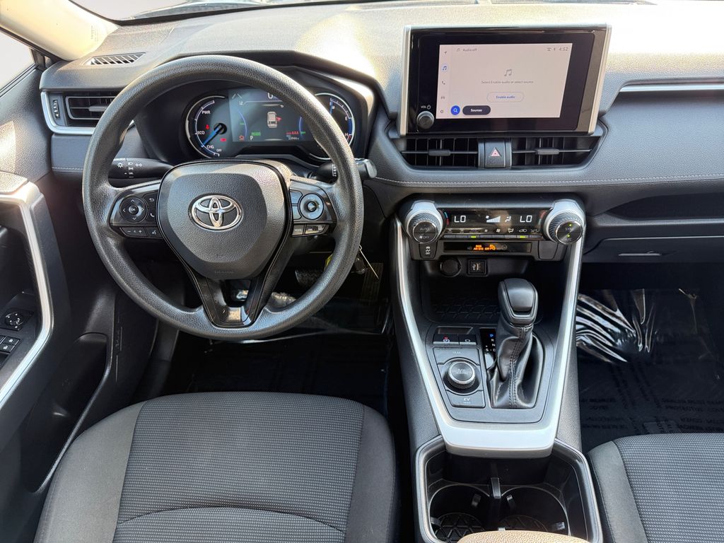 Photo 10