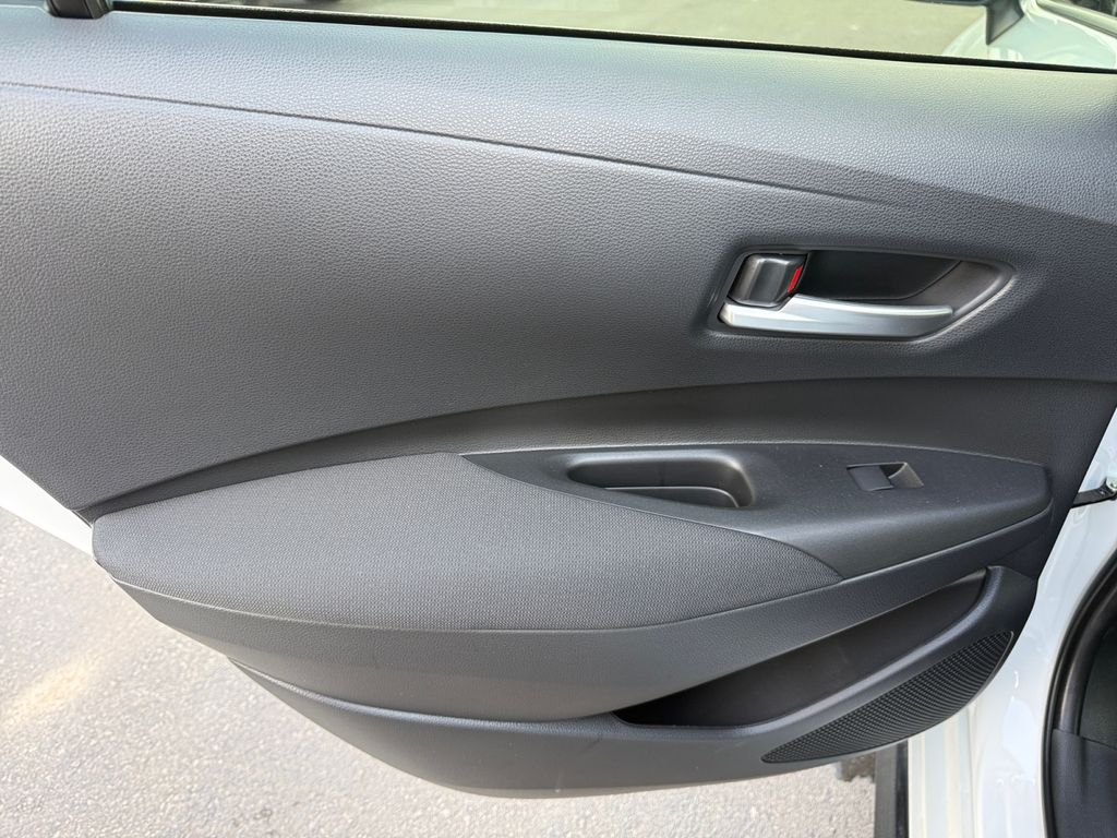 2026 Toyota Corolla SE - Photo 24