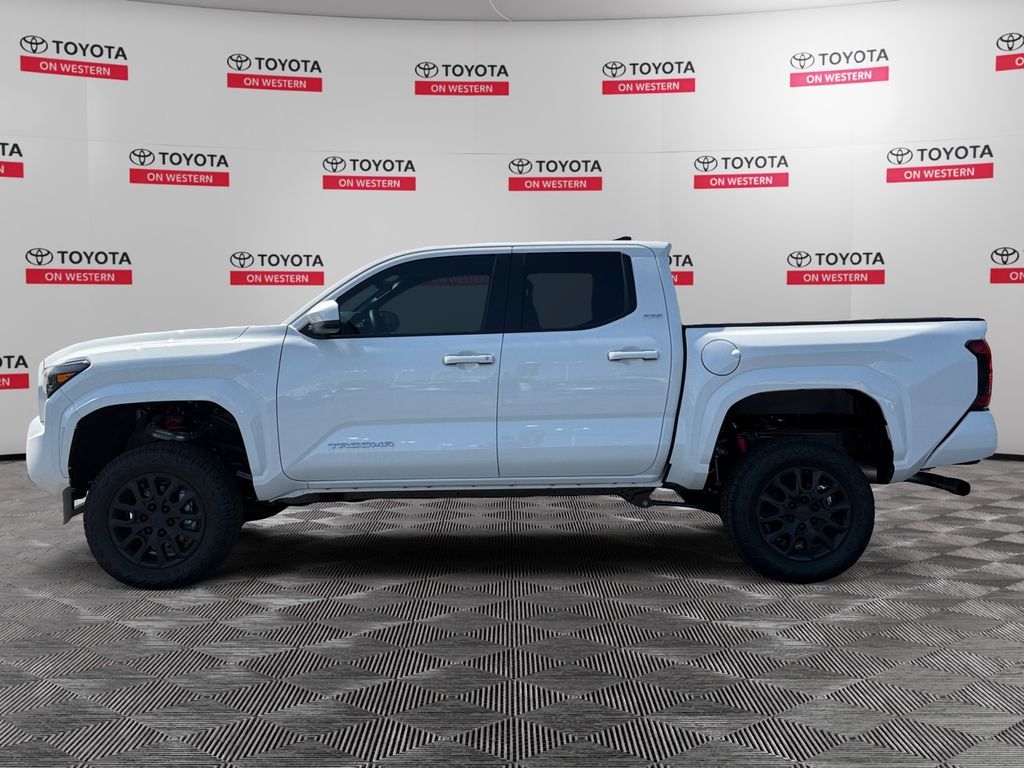 2026 Toyota Tacoma SR5 - Photo 6