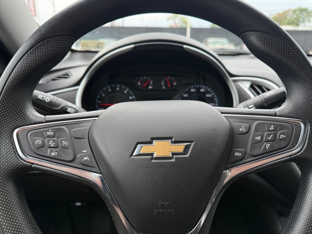2024 Chevrolet Malibu 1LT - Photo 30