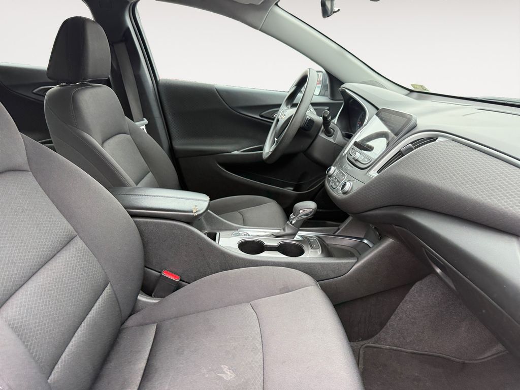2024 Chevrolet Malibu 1LT - Photo 15