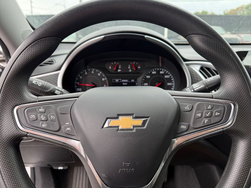 2024 Chevrolet Malibu 1LT - Photo 31