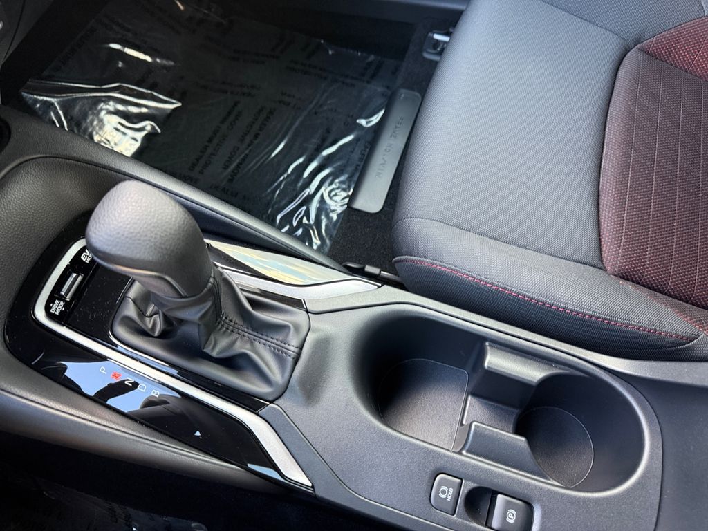 2026 Toyota Corolla SE - Photo 37