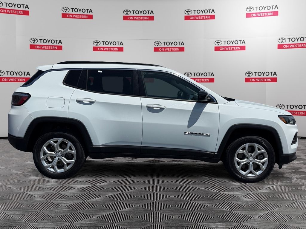 Used 2024 Jeep Compass Latitude SUV