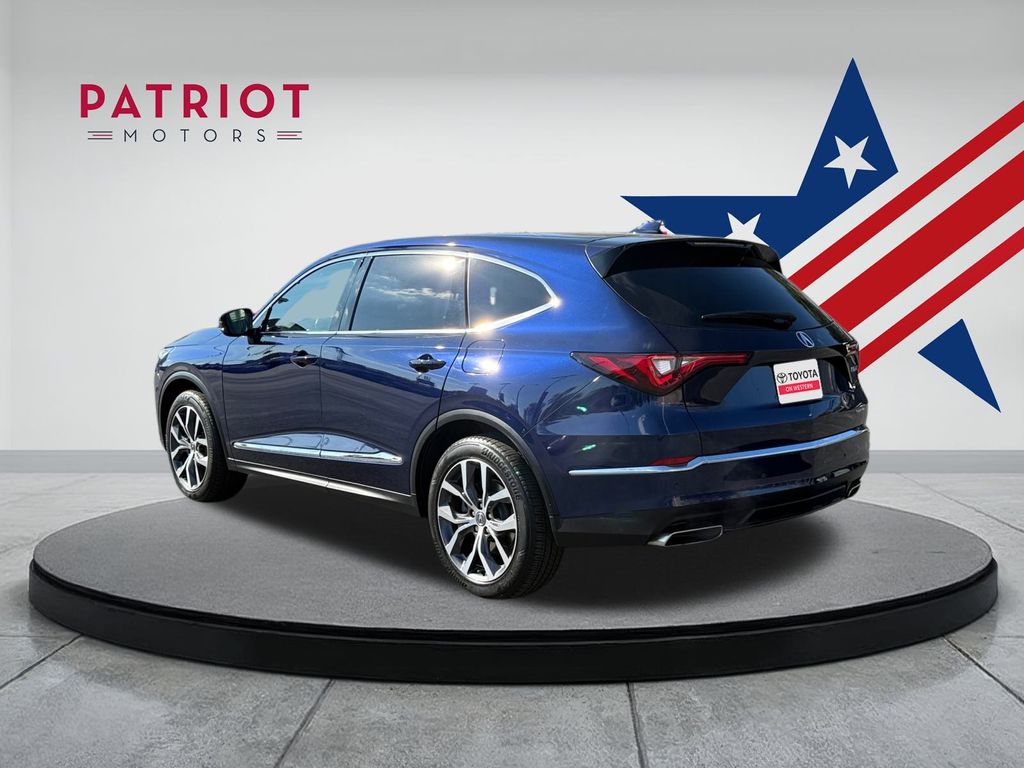 2022 Acura MDX Technology SH-AWD photo 3