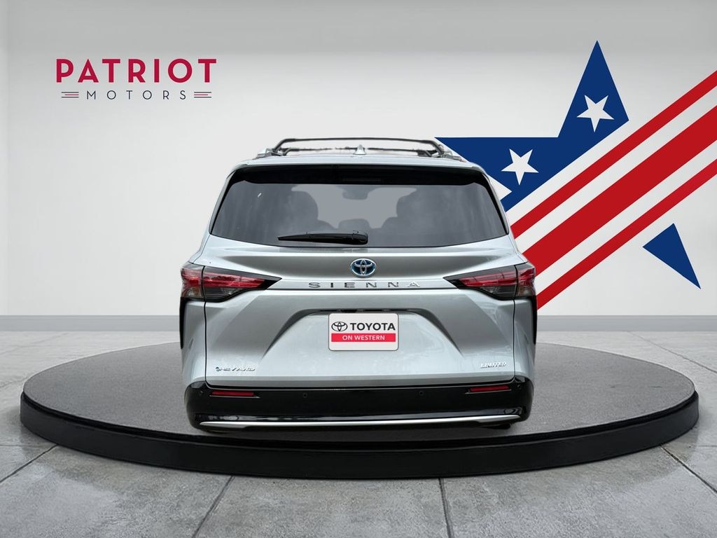 New 2025 Toyota Sienna Limited 7 PASSENGER