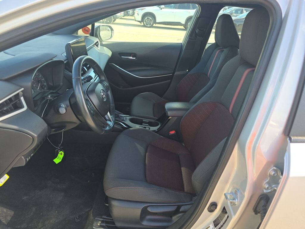 Used 2025 Toyota Corolla SE Sedan