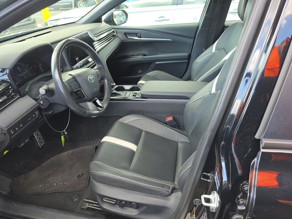 Used 2025 Toyota Camry SE Sedan