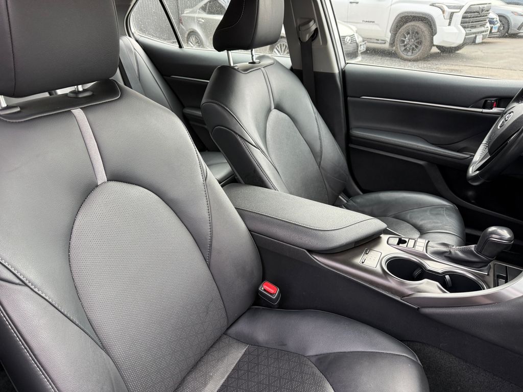 2024 Toyota Camry XSE - Photo 18