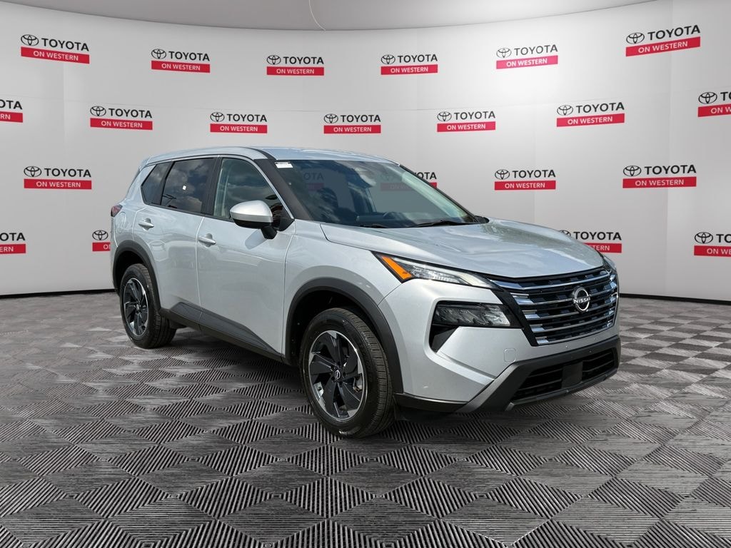 Used 2024 Nissan Rogue SV SUV