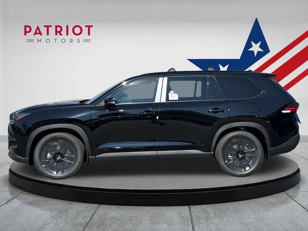 2026 Toyota Highlander Hybrid photo 2